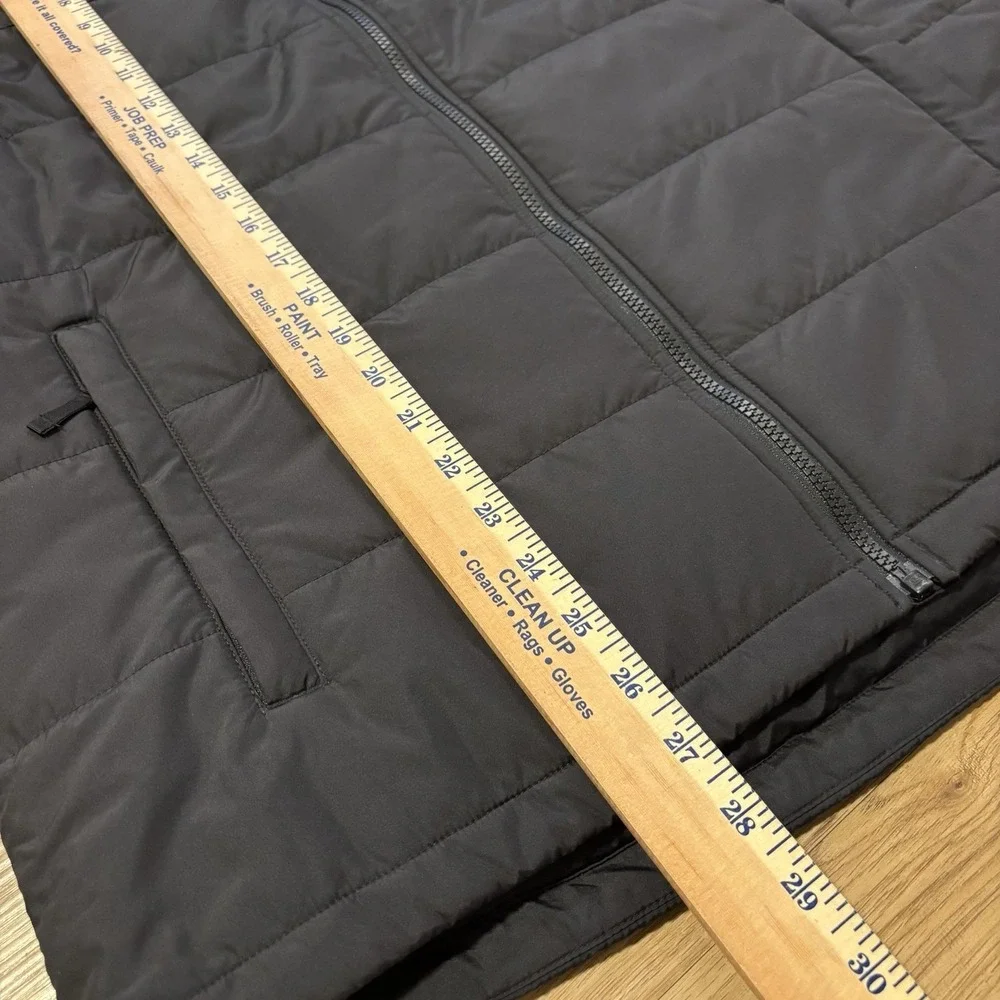 The North Face Puffer Vest Men's Large Black Insulated Embroidered Full‎ Zip EUC
